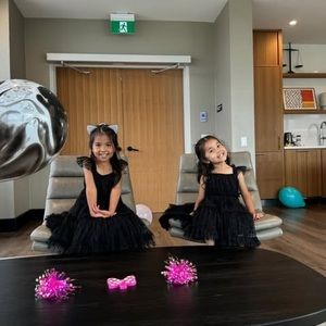 Meet your Posher, Zahra